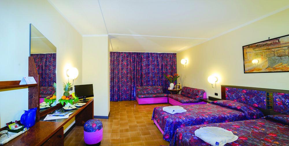 Hotel Le Terrazze Letojanni Εξωτερικό φωτογραφία