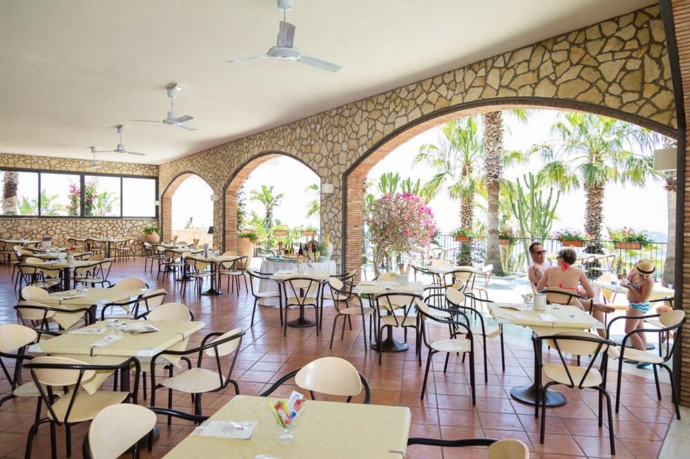 Hotel Le Terrazze Letojanni Εξωτερικό φωτογραφία