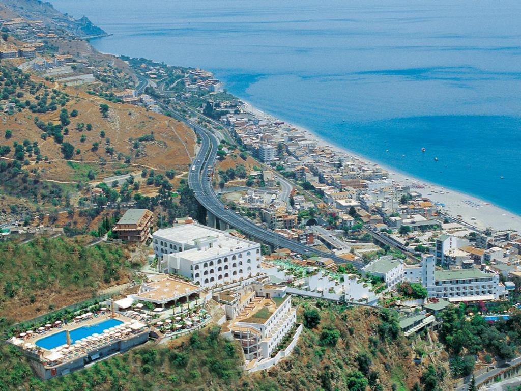 Hotel Le Terrazze Letojanni Εξωτερικό φωτογραφία