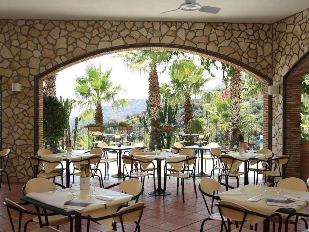 Hotel Le Terrazze Letojanni Εξωτερικό φωτογραφία