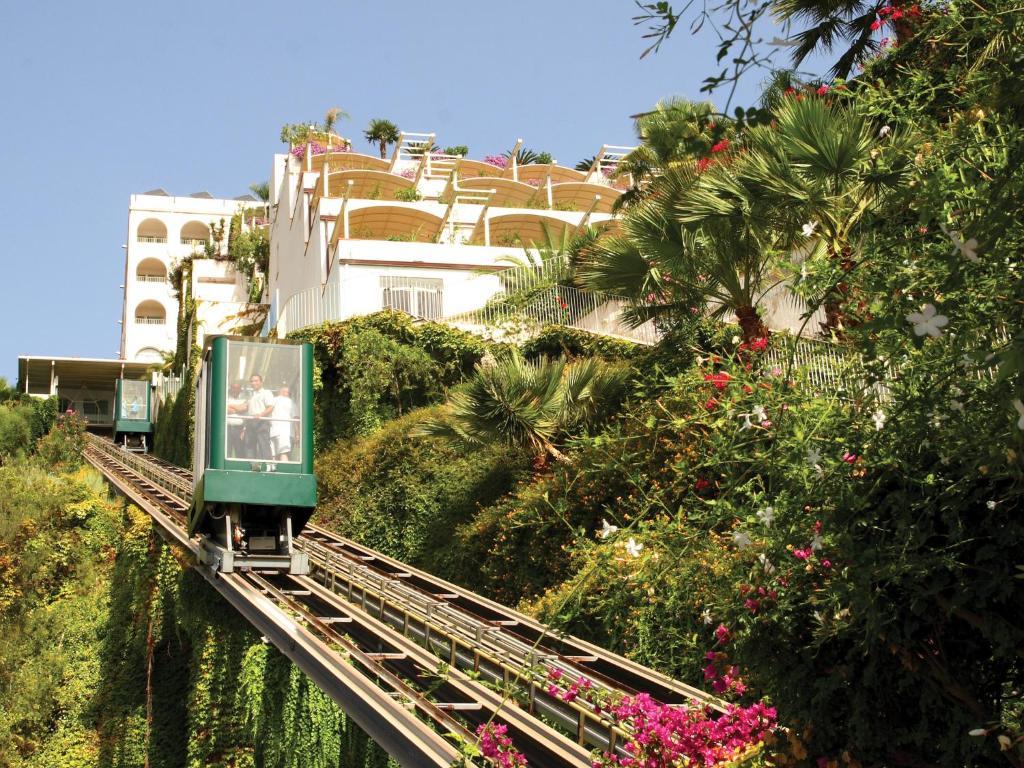 Hotel Le Terrazze Letojanni Εξωτερικό φωτογραφία