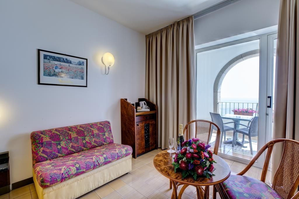 Hotel Le Terrazze Letojanni Εξωτερικό φωτογραφία