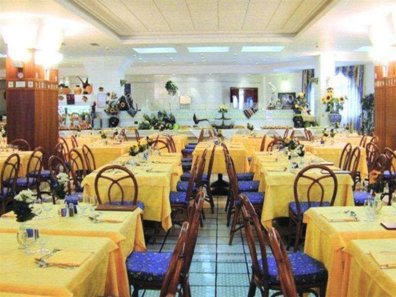 Hotel Le Terrazze Letojanni Εξωτερικό φωτογραφία